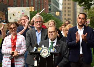 Rep. Jerry Nadler speaks at rally celebrating the state halting plans to build a monument honoring essential workers next to the Irish Hunger Memorial in Battery Park City. Photo: Emily Higginbotham