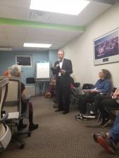 Kurt Pohmer, who opposes the men's shelter, spoke at the committee meeting.