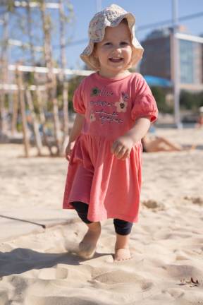 Olivia Barletta enjoys her playtime after school at the beach. ( Priyanka Rajput)