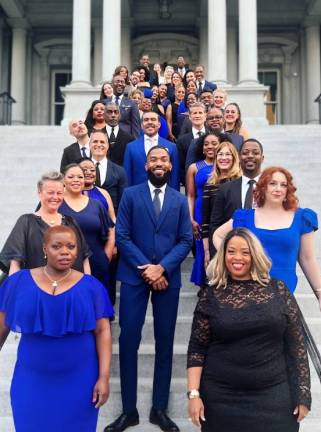 Allen René Louis (center) as he led Broadway Inspirational Voices to the White House for Juneteenth festivities, celebrated for the first time at the White House. Photo: Broadway Inspirational Voices