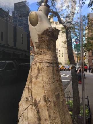 The tree bark on Bobby Cao's dress is equivalent to 4.5 running yards of bark. Photo: Carson Kessler