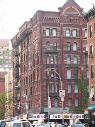 The Windermere, on Ninth Avenue and 57th Street, in 2006. Photo: Roger Rowlett via Wikimedia