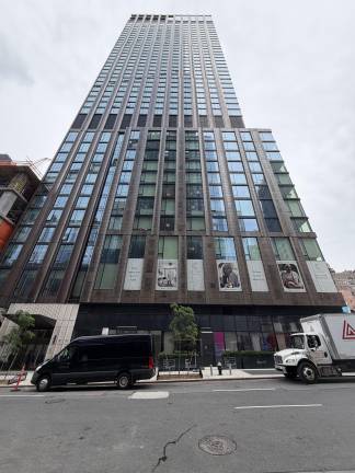 Coterie at Hudson Yards showing its entry on 35th Street.