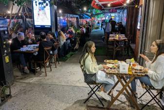 Outdoor dining. Photo: Eden, Janine and Jim, via Flickr