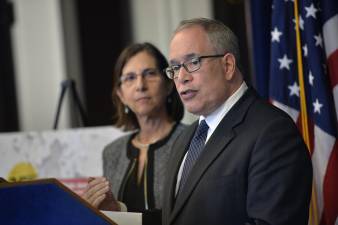 Comptroller Scott Stringer, with Deputy Comptroller for Audit Marjorie Landa, announcing the results of his investigation into the city's handling of lead inspections.