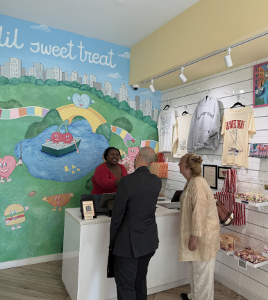Amsterdam Avenue Shops Share Problems of Rent, Costs