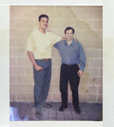 Fernando Bermudez, left, with reporter and playwright Claude Solnik.