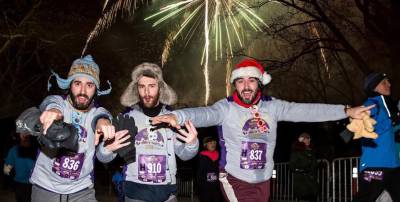 Fireworks and costumes marked the four-mile New York Road Runners’ annual Midnight Run in Central Park that began counting down at 11:59 p.m. on Dec. 31 and went off precisely at the stroke of midnight.