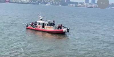 For the second time in recent weeks, police and fire rescue units were searching the Hudson River for a missing person which once again turned tragic when a 22 year old man was pulled from the water just off of Pier 84 but was pronounced dead after efforts to revive him failed. Photo: Citizen app