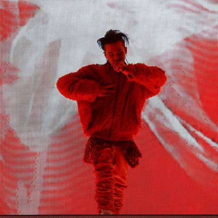 G-Dragon performing at the Act III: M.O.T.T.E. World Tour in Seoul, South Korea on June 10th. Photo: Jerry Chen, via Wikimedia Commons