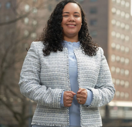 Carmen De La Rosa, who currently represents City Council’s District 10, cruised to victory over a challenger in this month’s Democratic primary.