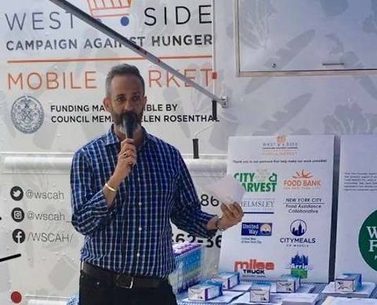 WSCAH Executive Director Greg Silverman thanks Upper West Siders and community and community government agencies&#xa0; for the 4-year drive to get the mobile pantry on the road. Photo: Leslie Gersing