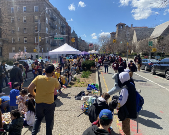 A current school street. Photo via Streetopia Upper West Side