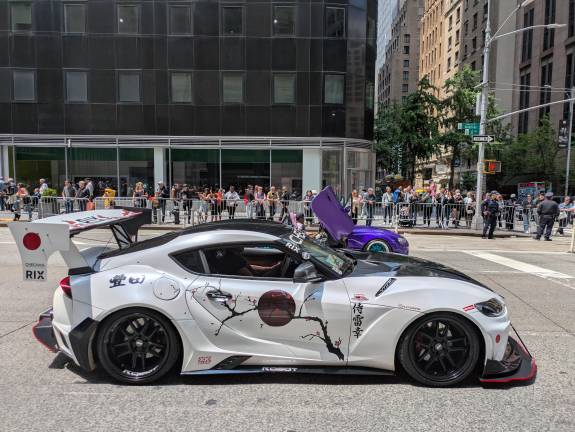 Custom cars at the AAPI Parade.