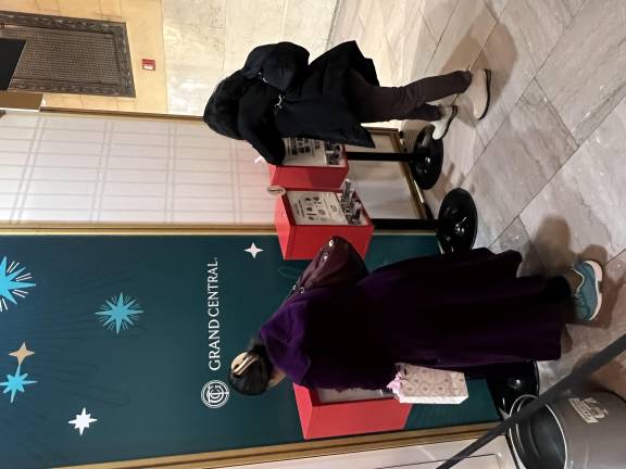 The Inciardi Prints collectible print-vending machines, which have gone viral on TikTok, have driven substantial traffic to the holiday market.