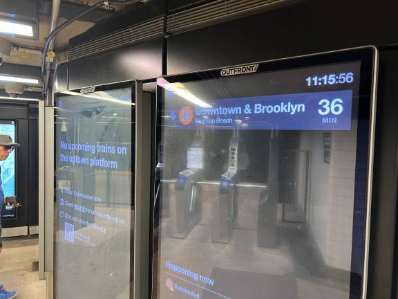 B train faces severely delayed headway times surpassing 30 minutes.