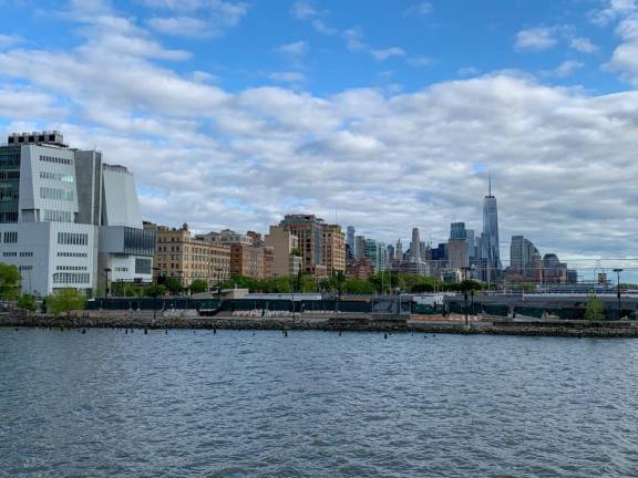 From the ramped and stepped Southwest overlook, a view to the South reveals Lower West Manhattan from the Whitney Museum to the Battery. Photo: Ralph Spielman