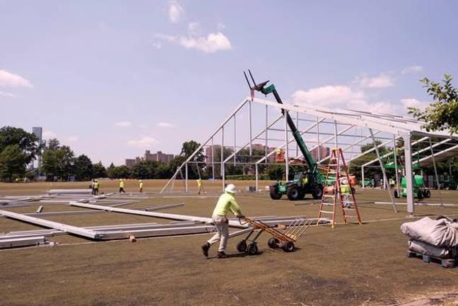 A facility for arriving migrants being built on Randall’s Island is intended to house up to 2,000 people. Prominent local nonprofit Randall’s Island Park Alliance proclaims that while they are “empathetic to the humanitarian crisis,” they’re mostly livid about cancelled soccer permits on four soccer fields.