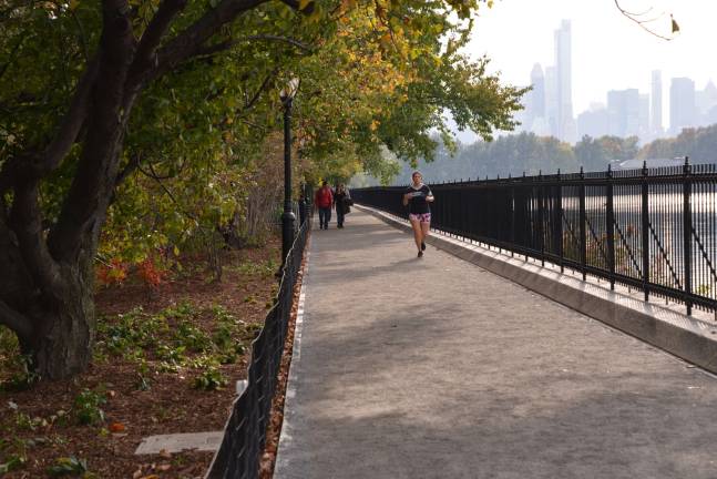 The resurfaced track around the Jacqueline Kennedy Onassis Reservoir in Central Park. Photo: Central Park Conservancy.