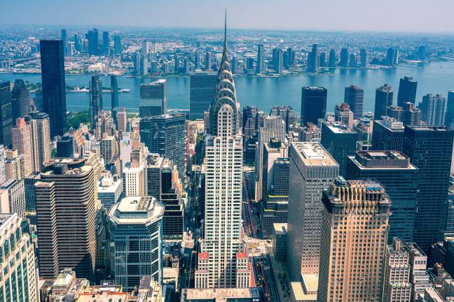 Rents for rent stabilized apartments have been frozen for two years while market rate apartments just hit a new all-time high.