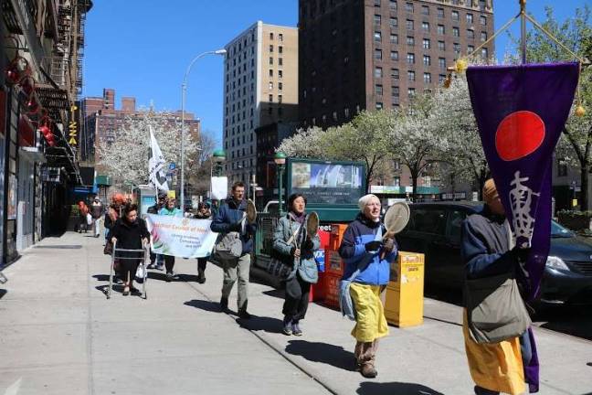 Walkers for peace on Broadway on the Upper West Side earlier this week. Photo: Melody Chan
