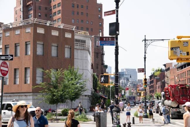 The Jalen Brunson street sign at West 11th Street and Seventh Avenue is considerably higher than the honorary signs for his teammates.
