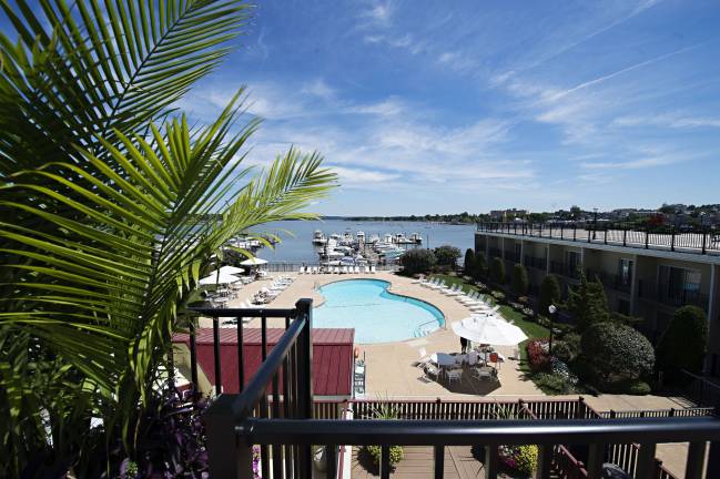 The pool at the Molly Pitcher Inn awaits summertime visitors. Photo courtesy of the Molly Pitcher Inn