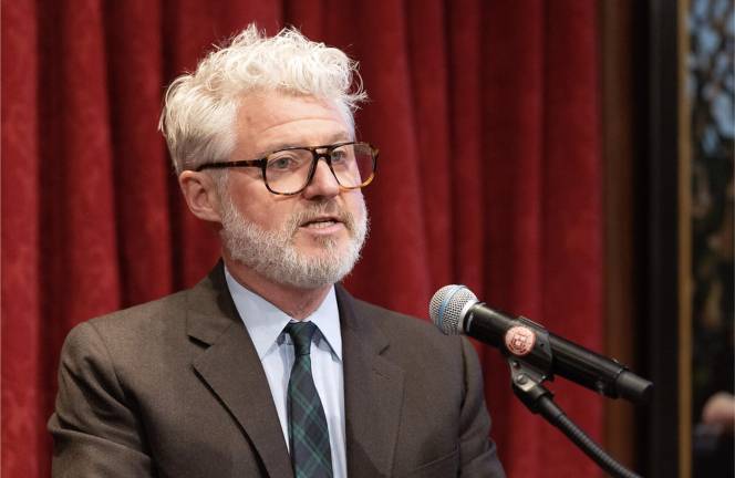 Jesse Angelo introduced Keith J. Kelly at the Deadline Club Hall of Fame induction.