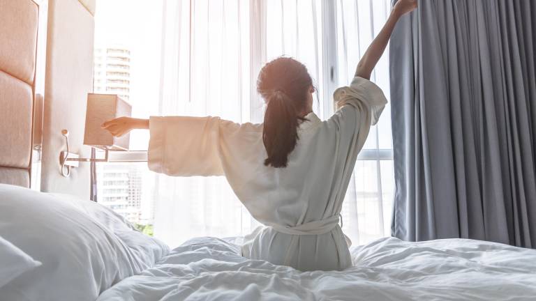 Beyond Apps and Gummies: A Smarter Way to Sleep Better