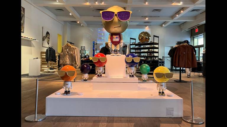 Brkln Bloke pop-up on E. 42nd St features beloved sculptures by Mogi.